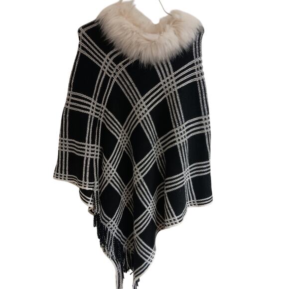 Dashing Pancho, Womens Size Small, Black White, Fauz Fur Sweater, EUC - Picture 1 of 5